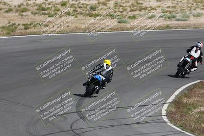 media/Apr-20-2025-AHRMA (Sun) [[393a79c373]]/Race/Group 12/Turn 4b/